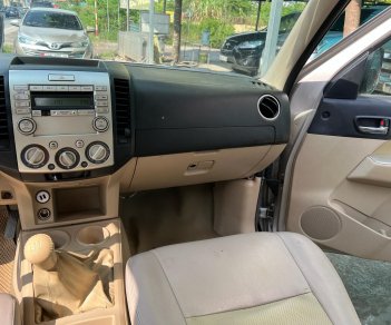 Ford Everest 2008 - Cần bán xe tư nhân xe đẹp suất sắc số sàn máy dầu