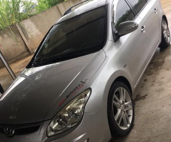 Hyundai i30 2009 - Màu bạc giá ưu đãi