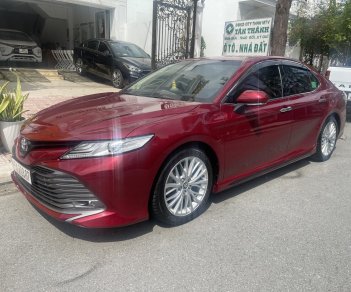 Toyota Camry 2019 - Bản full, mẫu mới nhập Thái, số tự động, odo chuẩn 58.000km (Còn bảo hành hãng)