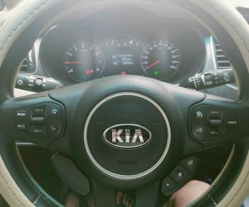 Kia Rondo 2017 - Cần bán lại xe đăng ký lần đầu 2017 ít sử dụng giá tốt 465tr