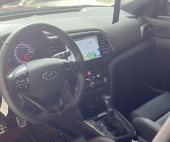 Hyundai Elantra 2019 - Biển HN odo 30,000km