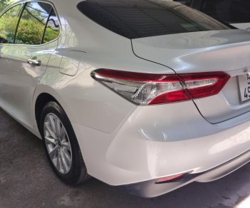 Toyota Camry 2020 - Mua mới 2021