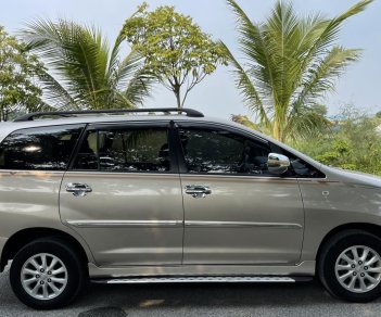 Toyota Innova 2013 - Bán xe gia đình - zin từ a-z sơn zin 80-90%, bảo hiểm thân vỏ còn dài, đăng ký 03/2020, chính chủ đi rất giữ gìn