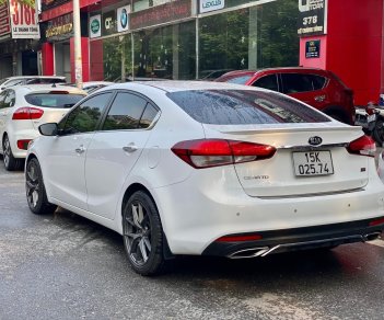 Kia Cerato 2018 - Xe mới 95% giá tốt 559tr