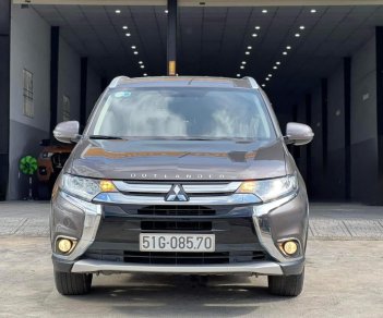 Mitsubishi Outlander 2018 - Biển SG xe rất đẹp, không lỗi