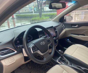 Hyundai Accent 2021 - Xe màu trắng, giá 535tr