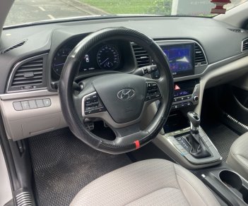 Hyundai Elantra 2017 - 1 chủ từ đầu
