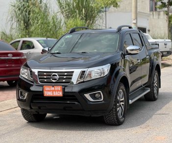 Nissan Navara 2017 - Xe màu đen