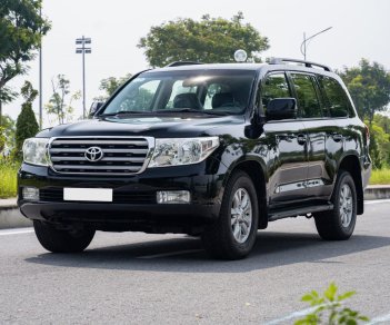 Toyota Land Cruiser 2011 - Màu đen