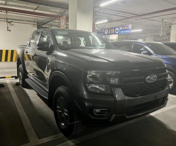 Ford Ranger 2022 - Màu xám, ưu đãi giảm giá siêu lớn