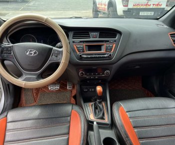 Hyundai i20 Active 2015 - Nhập Ấn bán chính hãng