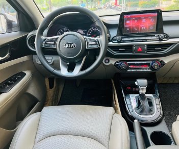 Kia Cerato 2020 - Xe rất đẹp