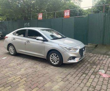 Hyundai Accent 2018 - Màu bạc, 450tr
