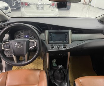 Toyota Innova 2018 - Cực phẩm, xe zin từ a-z. 1 chủ đi giữ gìn, hỗ trợ bank đến 70% định giá xe