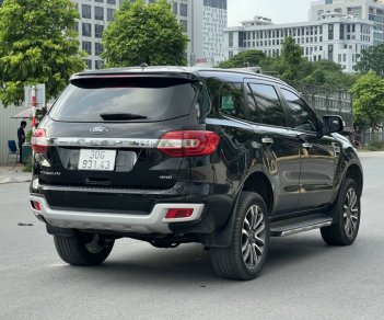 Ford Everest 2021 - Giá 1 tỷ 350tr