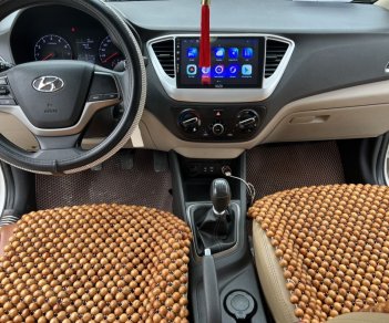 Hyundai Accent 2018 - Bán gấp xe sơn zin 99,9% + cam kết xe không đâm đụng, đủ điều kiện sang tên chính chủ
