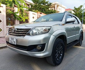 Toyota Fortuner 2013 - Bán rẻ AT biển vip zin độ full options rất đẹp