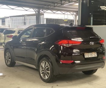 Hyundai Tucson 2018 - Màu đen giá cạnh tranh