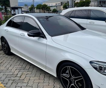 Mercedes-Benz C300 2021 - Màu trắng