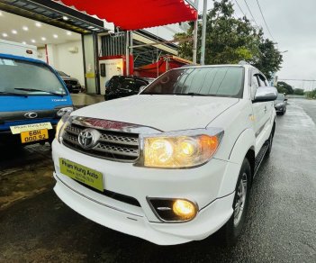 Toyota Fortuner 2011 - Model 2012
