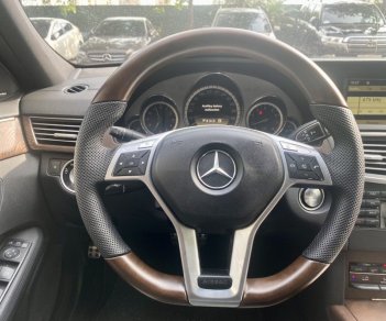 Mercedes-Benz 2012 - Tặng gói 1 năm chăm sóc xe