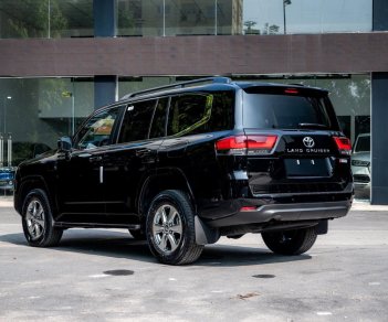 Toyota Land Cruiser 2022 - New 100%, giao xe giá tốt