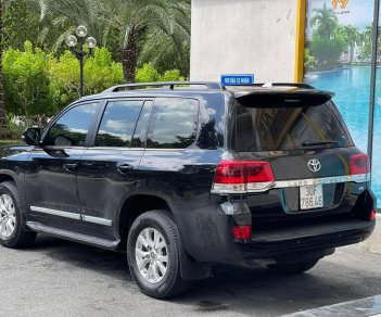 Toyota Land Cruiser 2019 - Màu đen, xe nhập