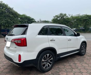 Kia Sorento 2019 - Màu trắng, giá cực tốt