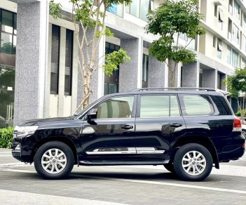 Toyota Land Cruiser 2019 - Màu đen, xe nhập