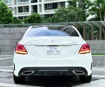 Mercedes-Benz C300 2021 - Model 2022 - Hỗ trợ trả góp, giao xe, test hãng toàn quốc