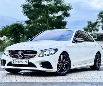 Mercedes-Benz C300 2021 - Model 2022 - Hỗ trợ trả góp, giao xe, test hãng toàn quốc