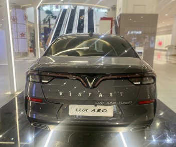 VinFast LUX A2.0 2022 - Còn 01 xe duy nhất màu xám giao ngay tháng 10 - Giao toàn quốc cho khách hàng thiện chí