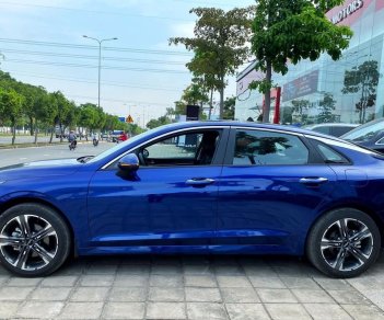 Kia K5 2022 - Năng động, trẻ trung, không gian thoải mái nhất phân khúc