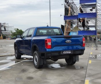 Ford Ranger 2022 - Hoàn toàn mới, có xe giao sớm đủ màu