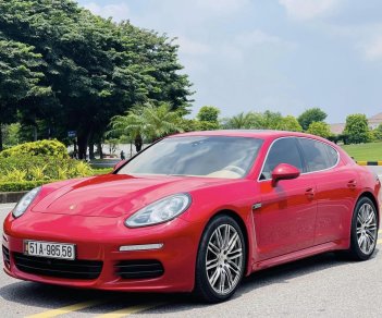 Porsche Panamera 2015 - Màu đỏ, nhập khẩu nguyên chiếc