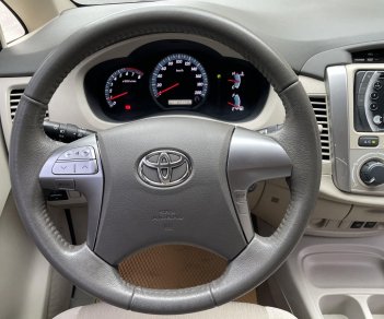 Toyota Innova 2016 - Gia Hưng Auto bán xe tự động màu bạc
