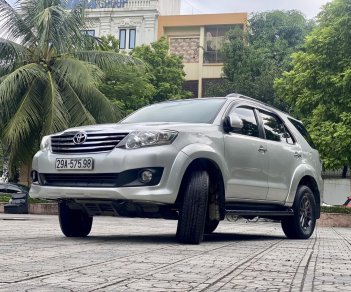 Toyota Fortuner 2012 - Biển Hà Nội gốc Hà Nội