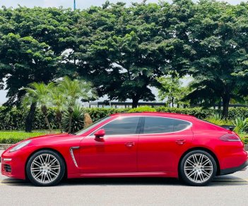 Porsche Panamera 2015 - Màu đỏ, nhập khẩu nguyên chiếc