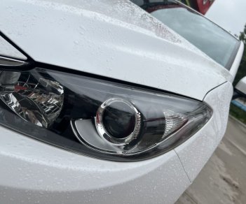 Mazda 3 2016 - Màu trắng, 485tr