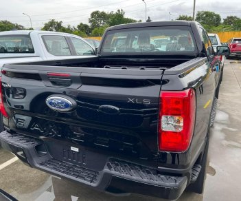 Ford Ranger 2022 - Máy dầu, số tự động 2 cầu, đủ màu giao sớm