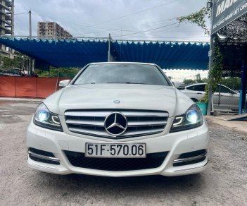 Mercedes-Benz C200 2012 - Xe gia đình giá chỉ 435tr