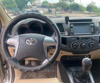 Toyota Fortuner 2014 - Máy dầu 1 cầu số sàn