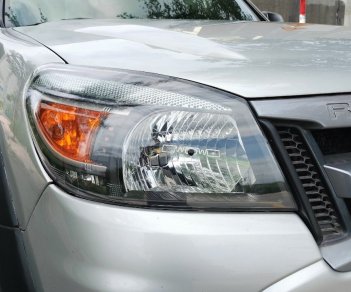Ford Ranger 2011 - Xem xe trực tiếp còn thương lượng