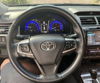 Toyota Camry 2018 - Xe màu đen giá ưu đãi