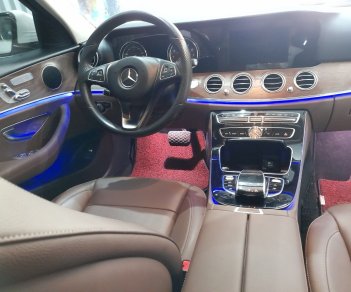 Mercedes-Benz E200 2016 - Biển Hà Nội, xe cá nhân