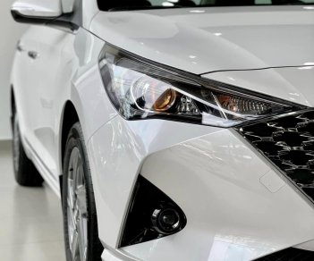 Hyundai Accent 2022 - Màu trắng giao ngay - Ngân hàng 100%