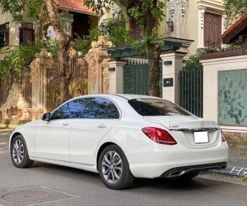 Mercedes-Benz C200 2016 - Cần bán xe mới 95%, giá 955tr