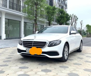 Mercedes-Benz E200 2016 - Biển Hà Nội, xe cá nhân