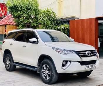 Toyota Fortuner 2020 - Màu trắng