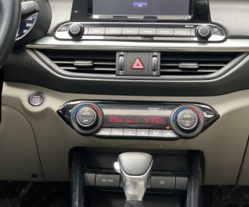 Kia Cerato 2019 - Biển tỉnh, bản full options